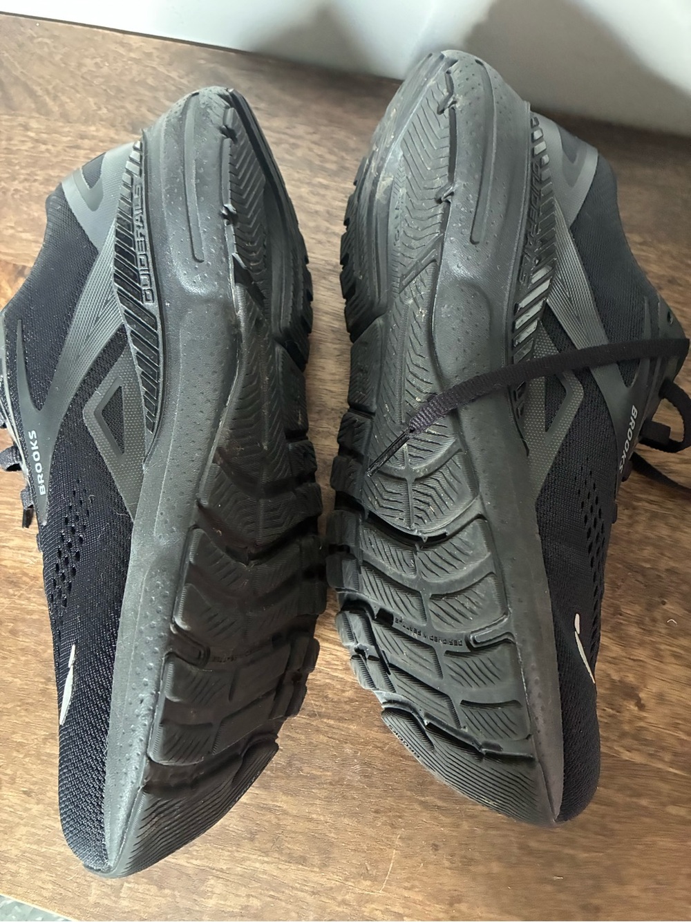 Brooks Adrenaline GTS 23 Shoes Womens 11 Black Running Sneakers - Picture 6 of 10
